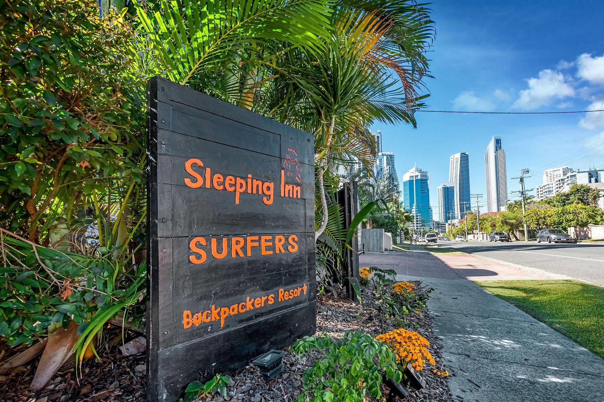 Sleeping Inn Backpackers Resort Голд-Кост Экстерьер фото